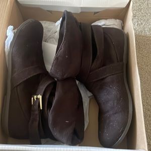 rampage benelli brown boots (NWT)